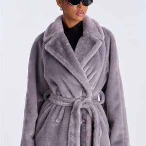 Fashion Nova Faux Fur gray Teddy coat (new with tag)